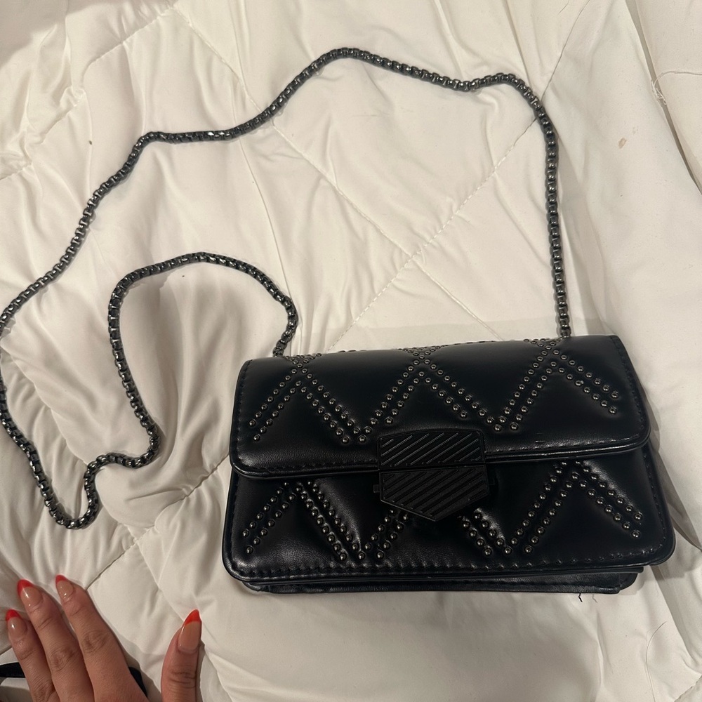Black Quilted Chain Shoulder Bag